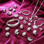 L'art des bijoux en acier inoxydable